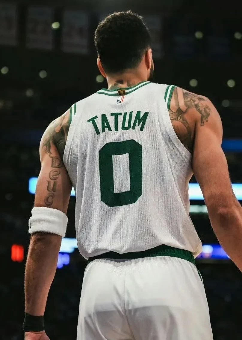 包含塔图姆新星重要助攻表现突出，阿森纳前途光明！赢得满堂喝彩的词条-爱游戏正版体验